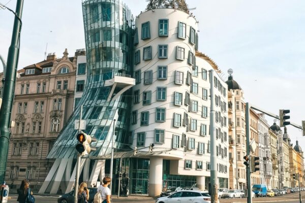 Umenie a komercializácia: Umenie ako biznis