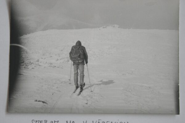 Zimné športy: Lyžovanie a snowboarding v okolí