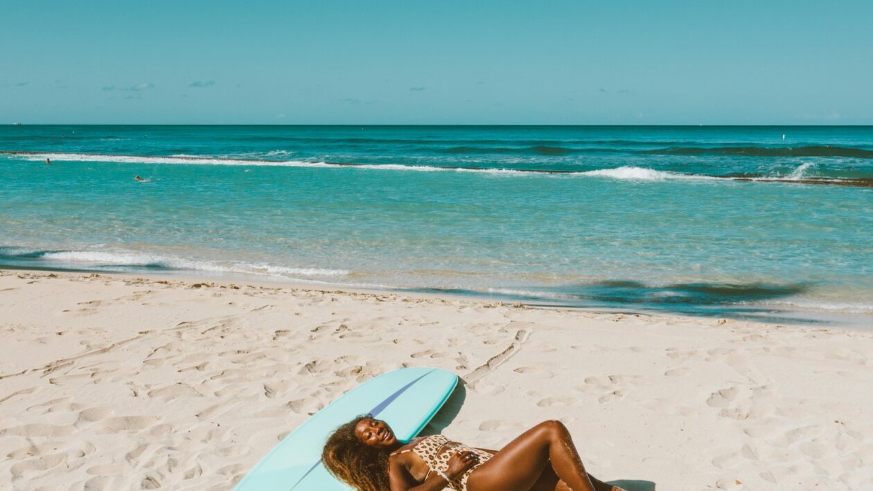 Ázijská a africká literatúra: Postkolonializmus, témy a formy