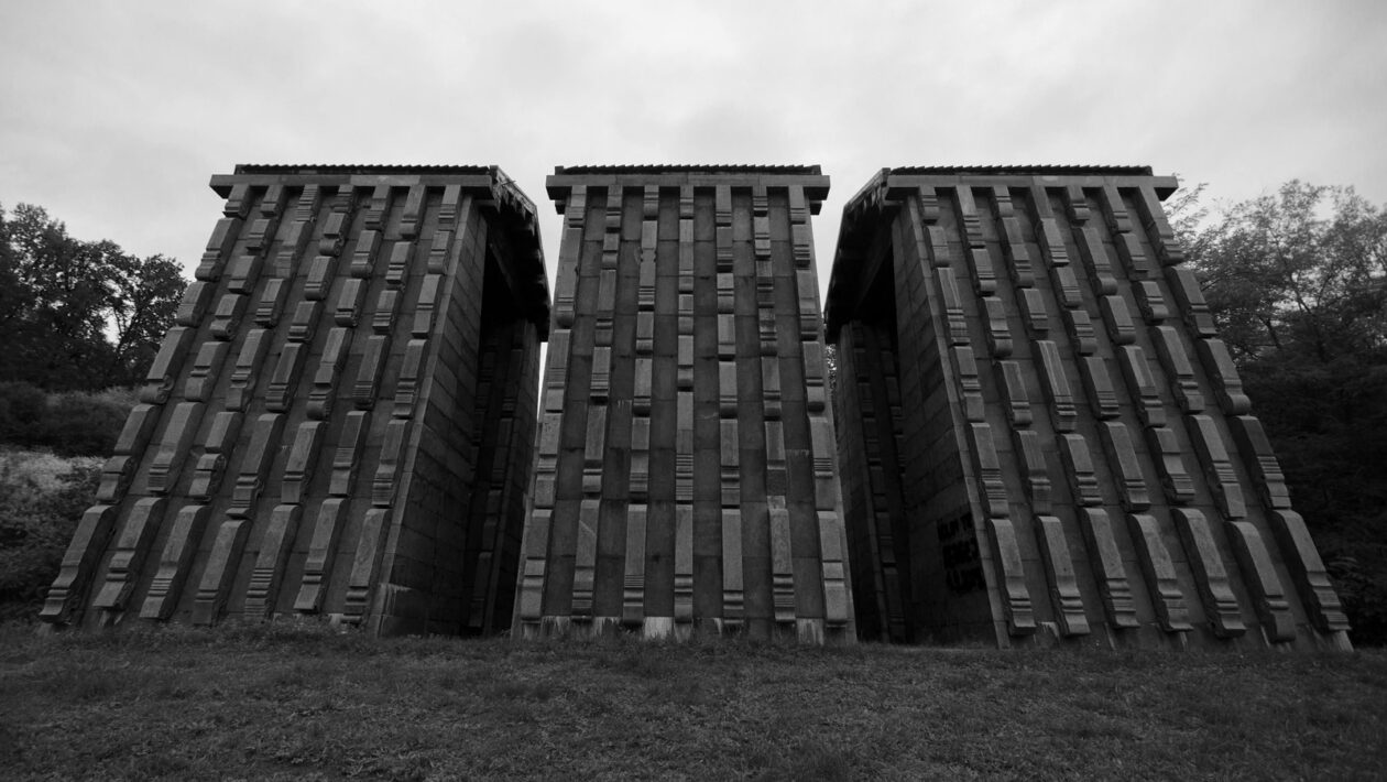 Vzťah výtvarného umenia a architektúry: Interdisciplinárne prepojenia