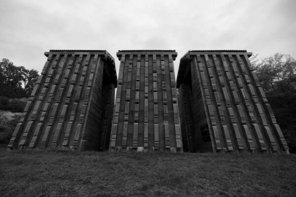 Vzťah výtvarného umenia a architektúry: Interdisciplinárne prepojenia