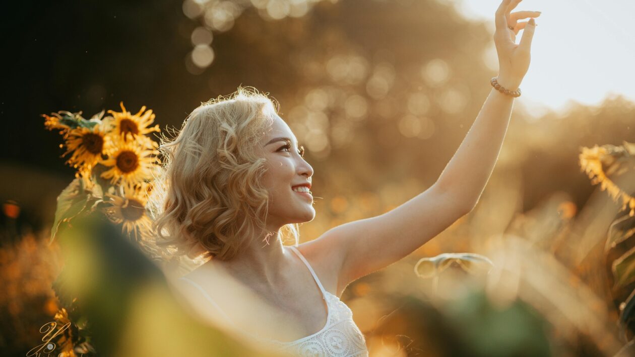 Generatívne algoritmy a umelá inteligencia v umení: Kreatívne procesy budúcnosti