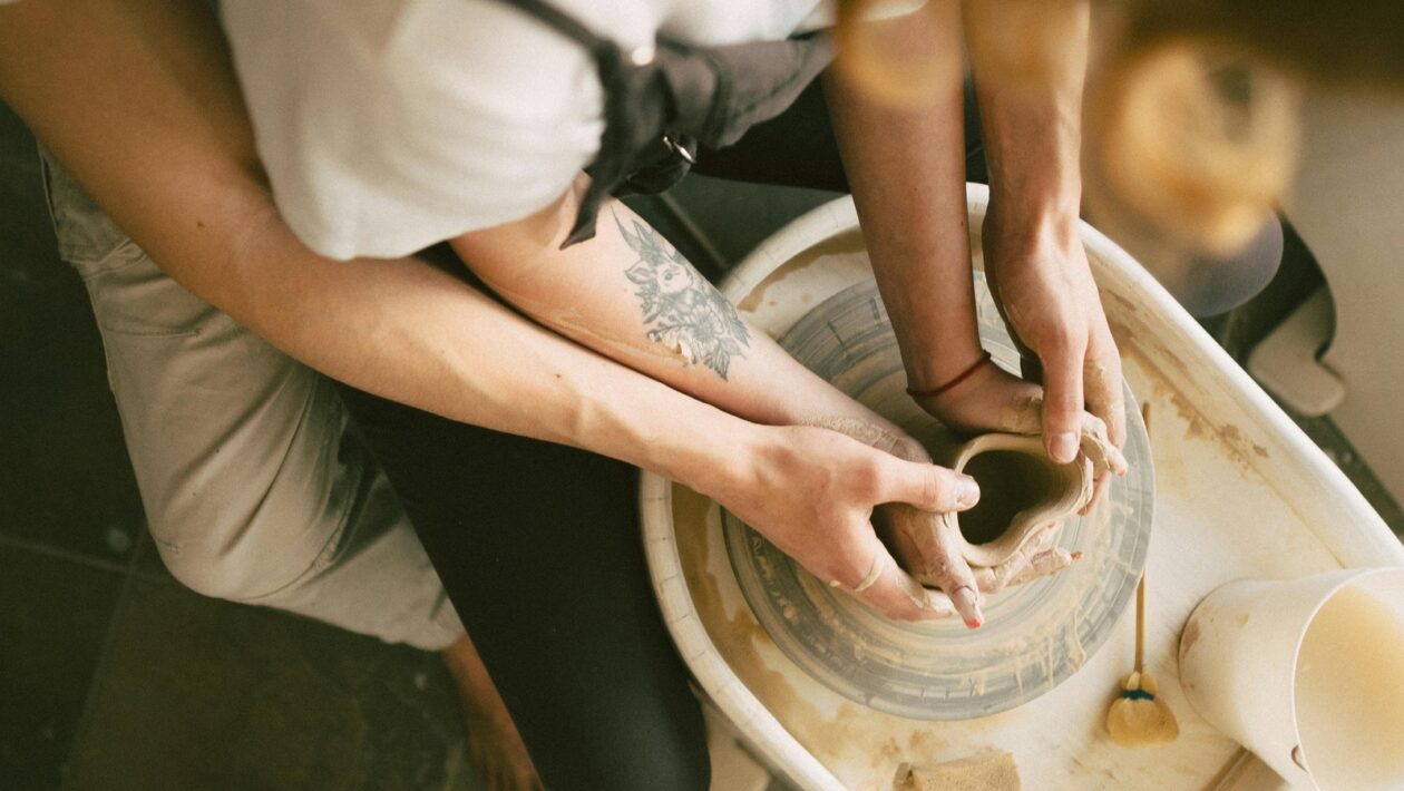 Produktový dizajn a sériová výroba: Od konceptu k spotrebiteľovi