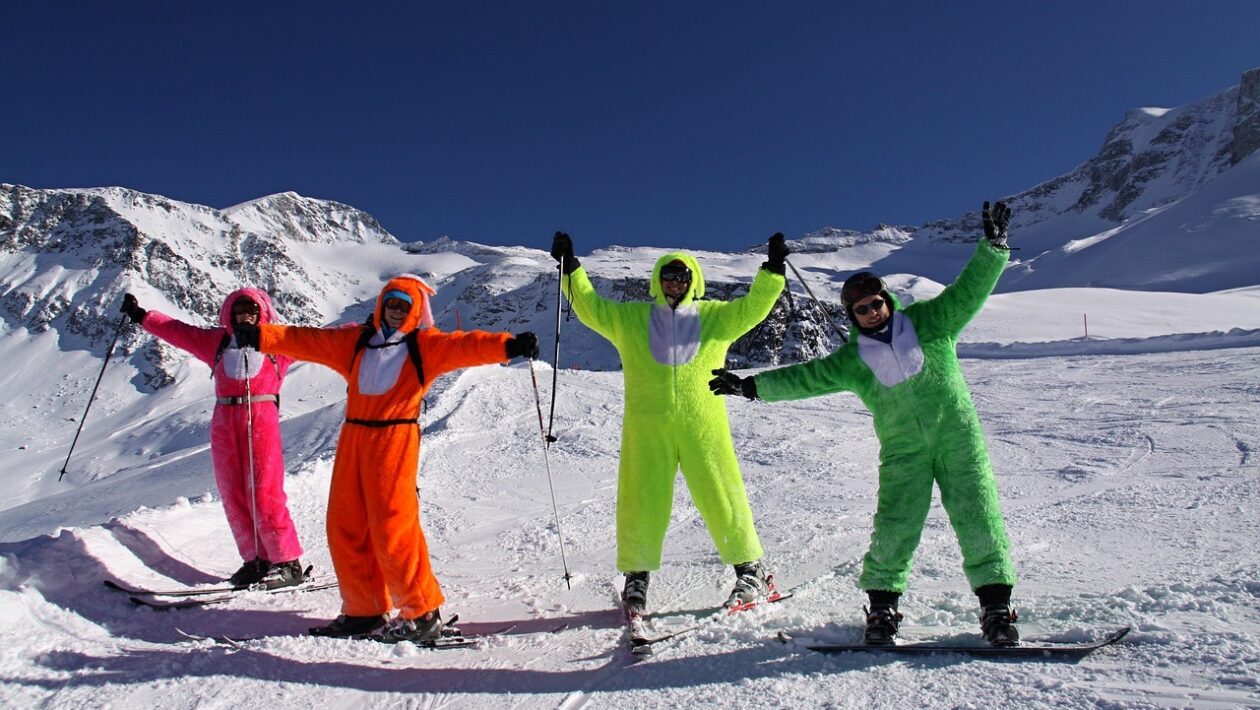 Antické a stredoveké divadelné formy: Rituál, dráma a mystérium