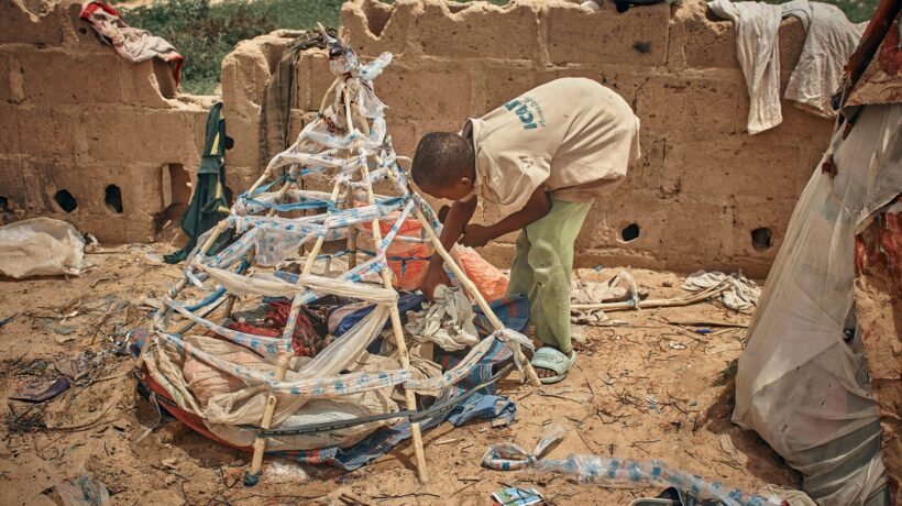 Slovenské nárečia: Fonetické a morfologické špecifiká východo, stredoa západoslovenčiny