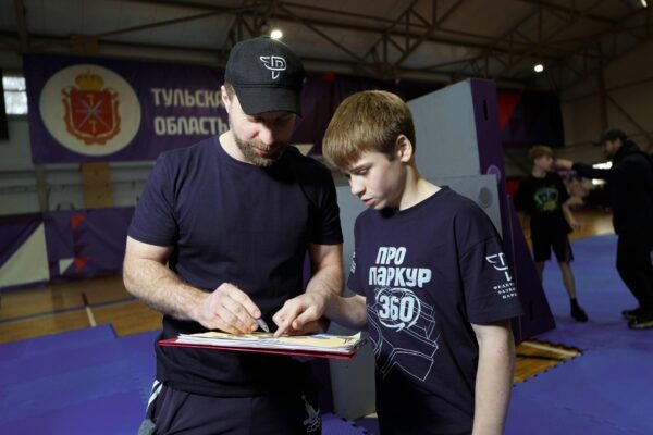 Sociálne motívy a dedinské prostredie: Vidiek ako kľúčová téma realizmu