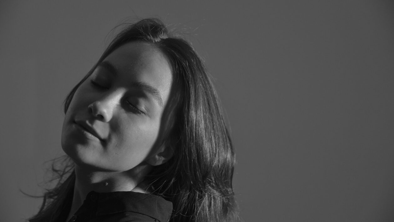 Prechod od stredovekého k renesančnému mysleniu: Humanizmus a objavovanie človeka